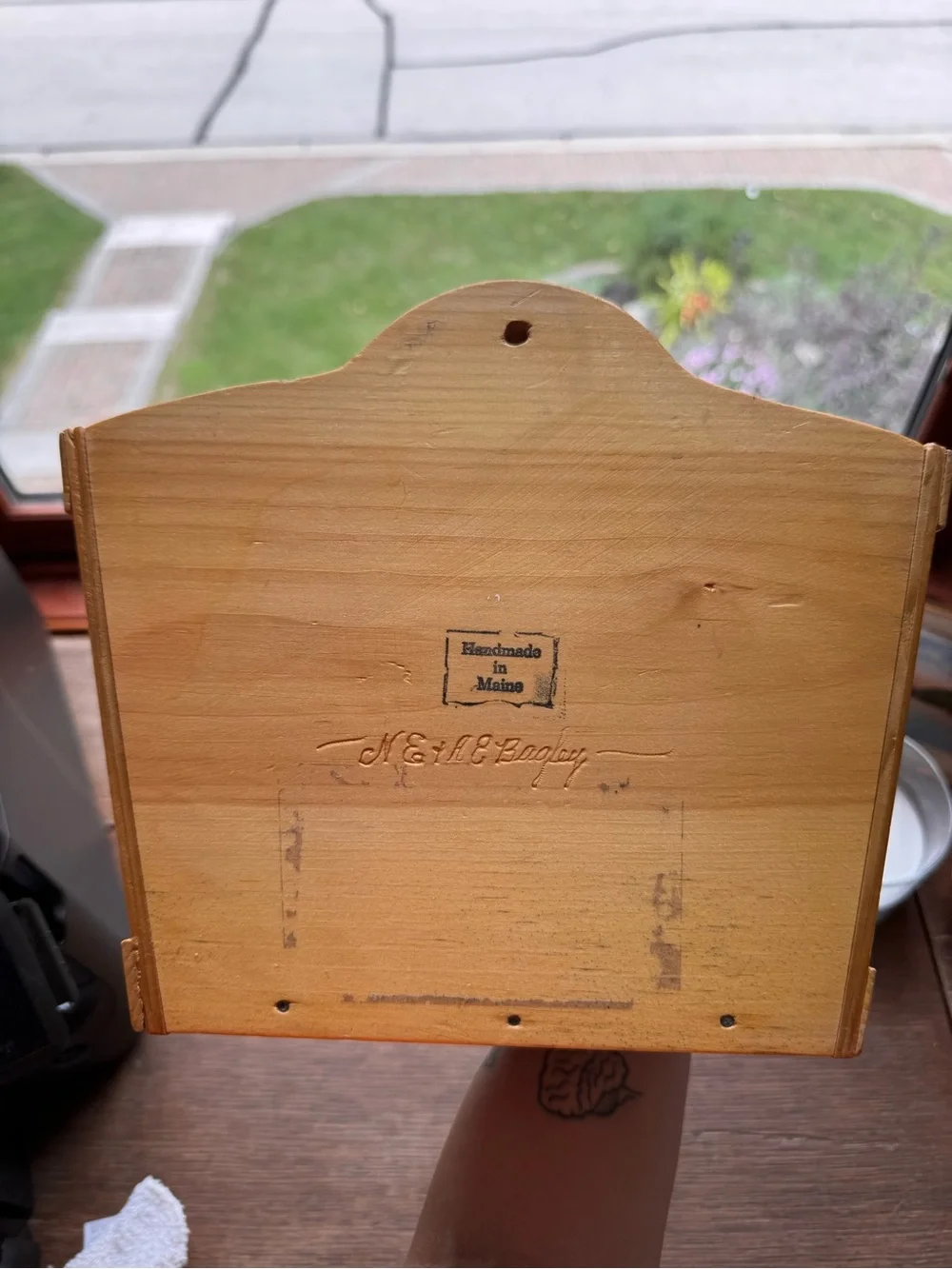 Vtg Wooden Strawberry Wall Planter - Hand-Painted detailing